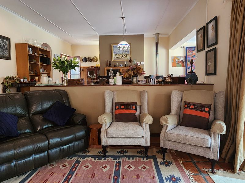 Space, Privacy & Position – 3-Bedroom Home on 2,780m2 Stand in Swellendam - Photo 10