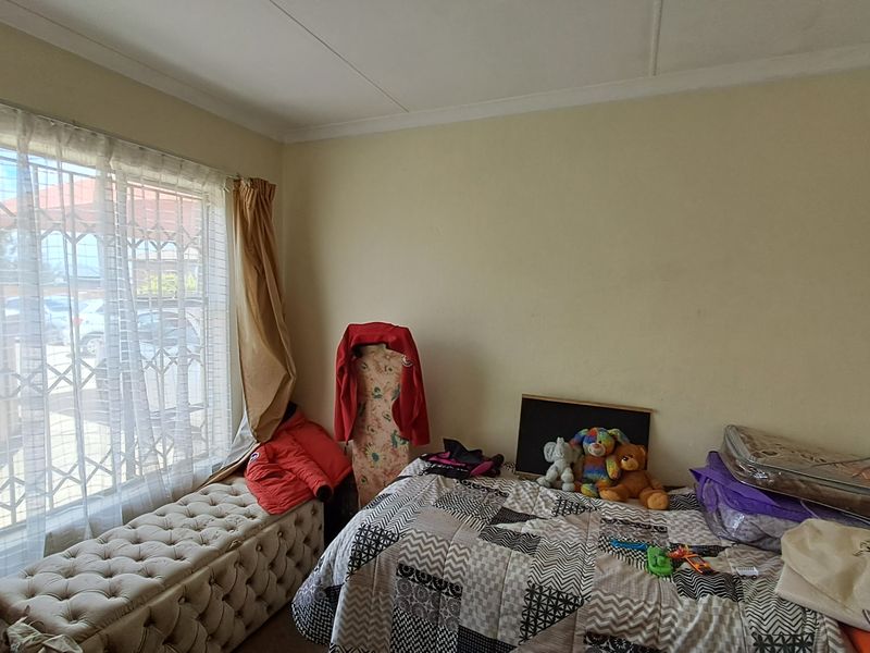 Perfect Starter Home – Move-In Ready & Affordable - Photo 8