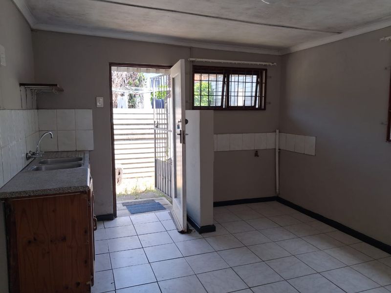 Spacious 1-Bed Garden Flat for a Single Professional , no parking on site - Photo 2