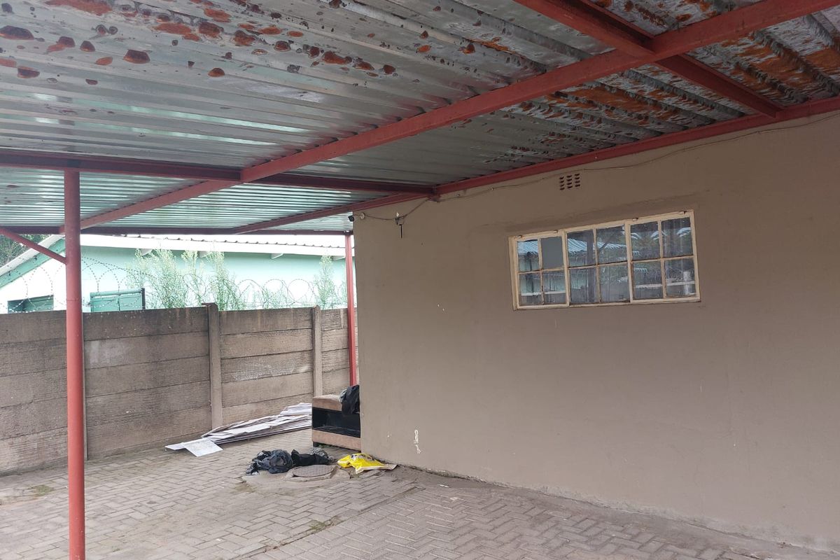 Well priced..  Ideal for students - Photo 3