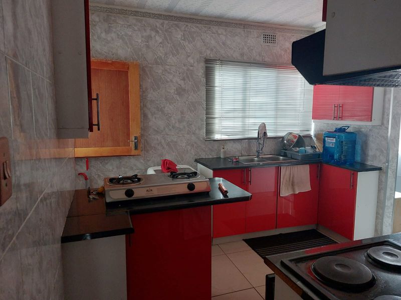 Well priced..  Ideal for students - Photo 5