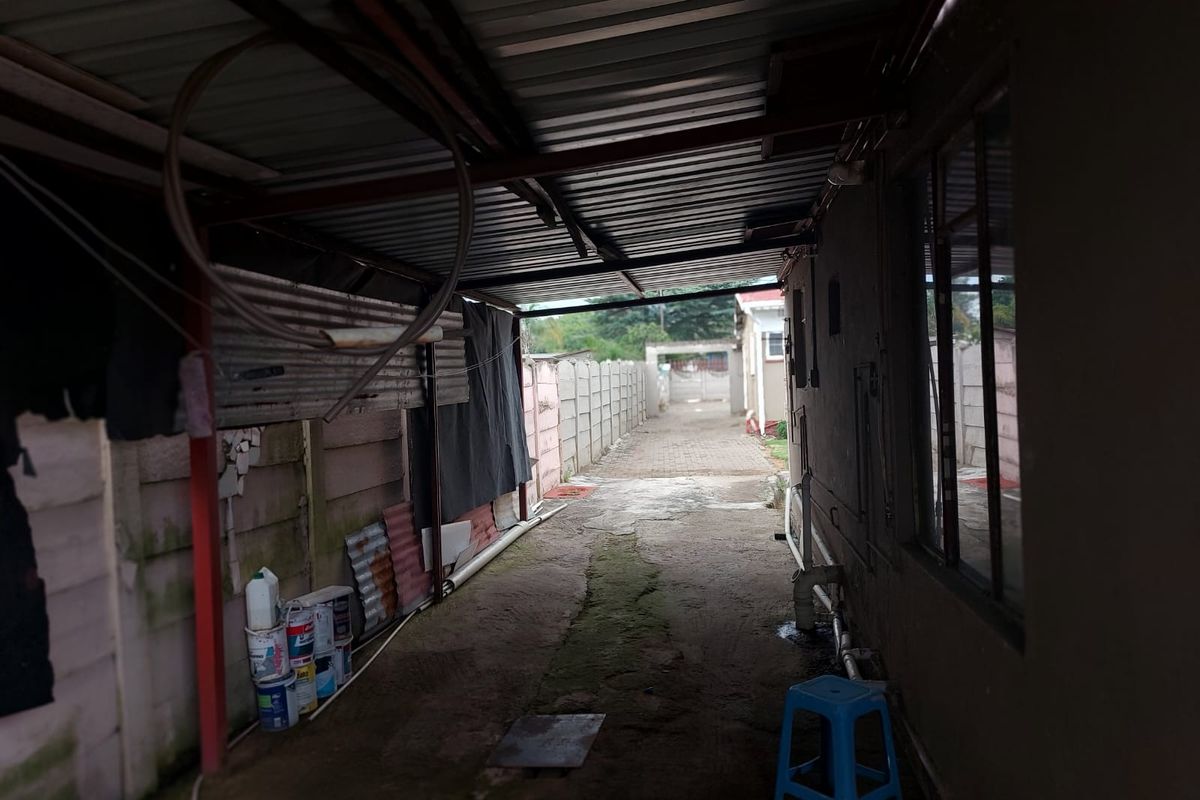 Well priced..  Ideal for students - Photo 4