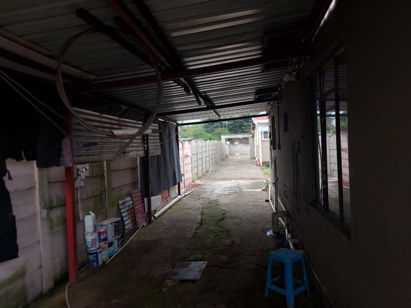 Well priced..  Ideal for students - Photo 4