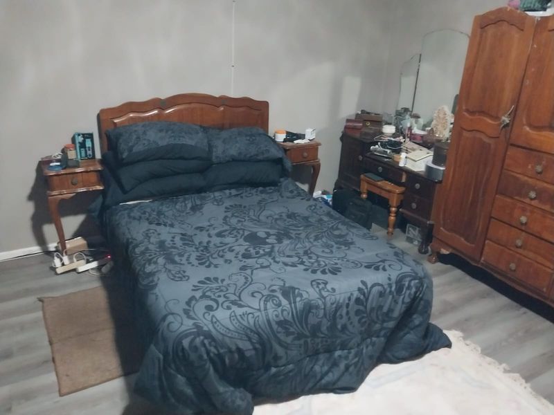 Neat 3-bedroom house situated in the peaceful small town of Derby! - Photo 10