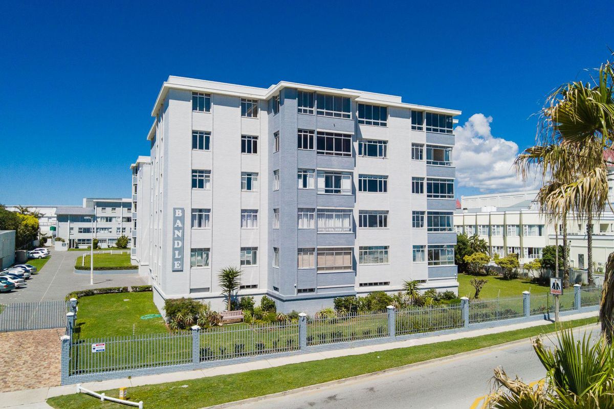 Prime Beachfront Investment Opportunity in Bandle Apartment Block - Photo 3