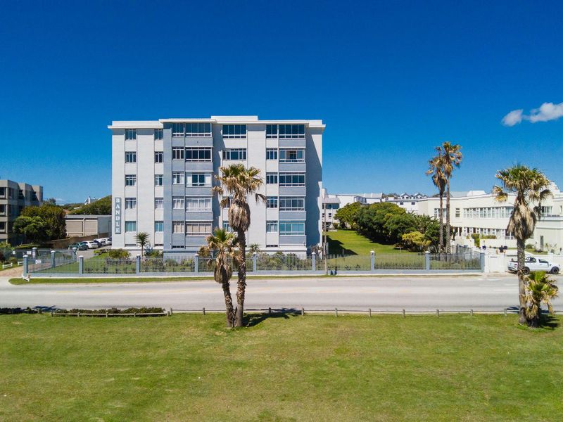 Prime Beachfront Investment Opportunity in Bandle Apartment Block - Photo 4