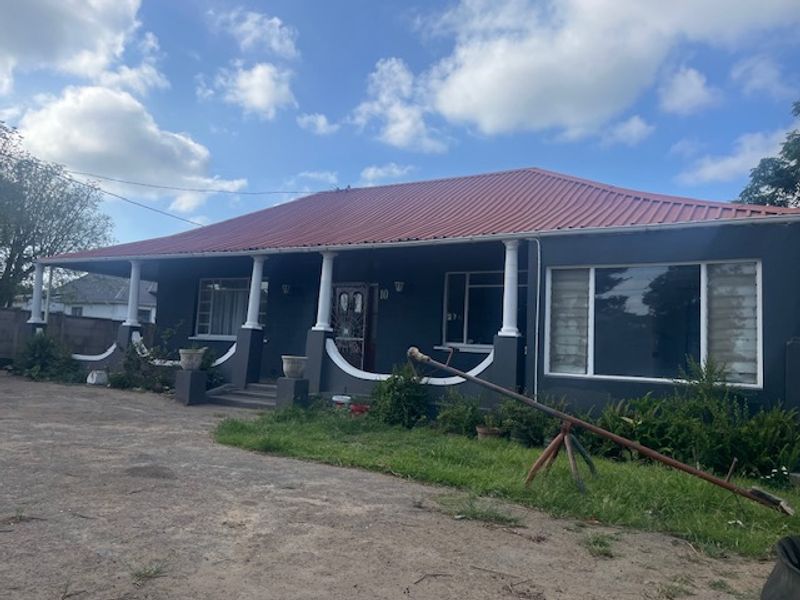 Character-Filled Farmhouse style with Flatlet & Prime Corner Position – Cambridge - Photo 9