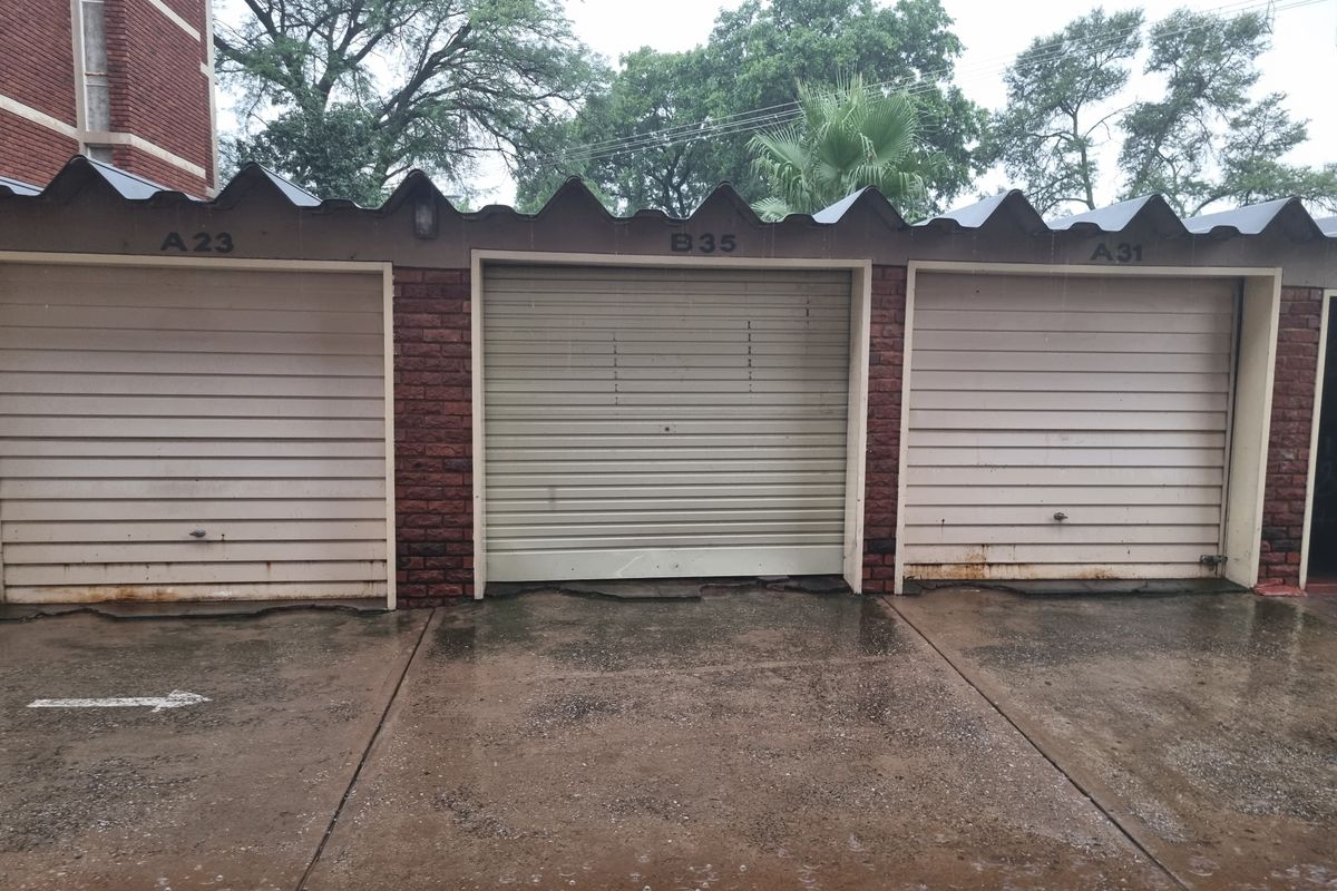 Stunning 3-bedroom flat —perfect for families and investors alike! - Photo 4