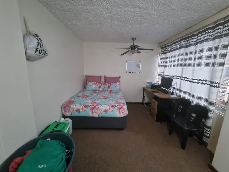 Stunning 3-bedroom flat —perfect for families and investors alike! - Photo 8