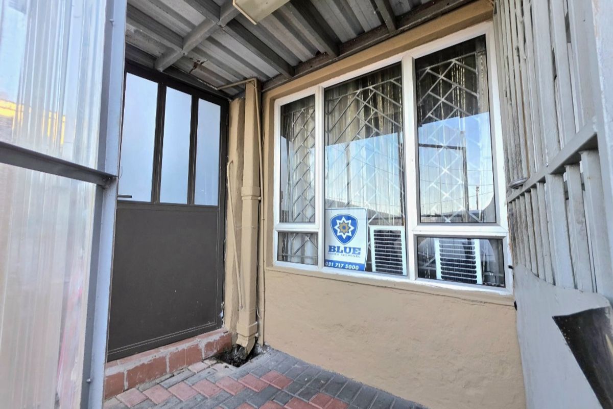 Cozy 2-bedroom home, perfect for first time home buyers!!!! - Photo 2