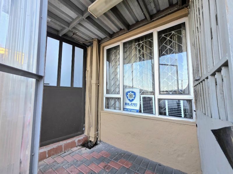 Cozy 2-bedroom home, perfect for first time home buyers!!!! - Photo 2