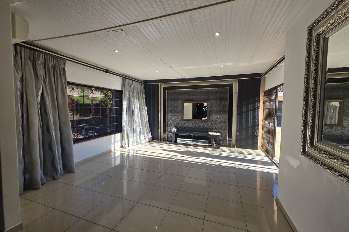 Modern, Move-In-Ready Family Home Near Empangeni Central - Photo 3