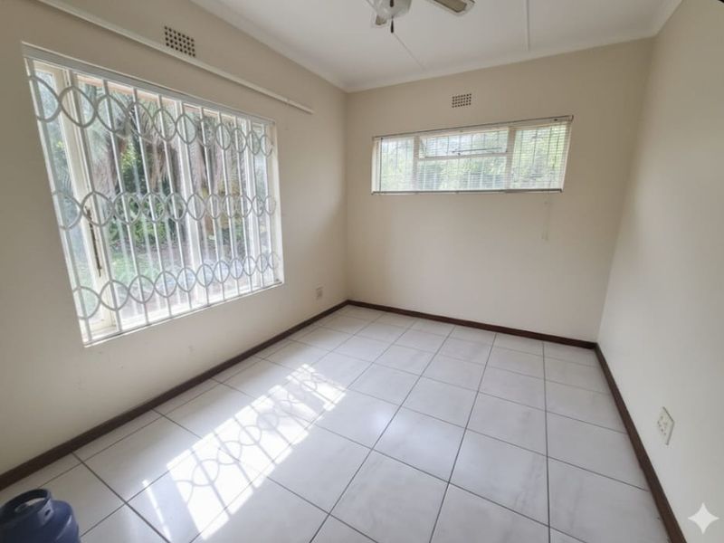 House For Sale In Elysium - Photo 8