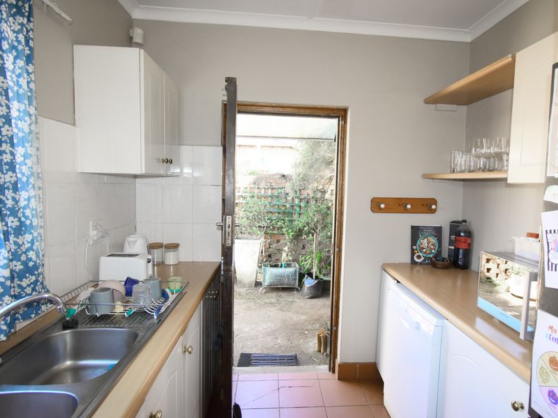 Tranquil Athlone Complex with End Unit Position - Photo 10