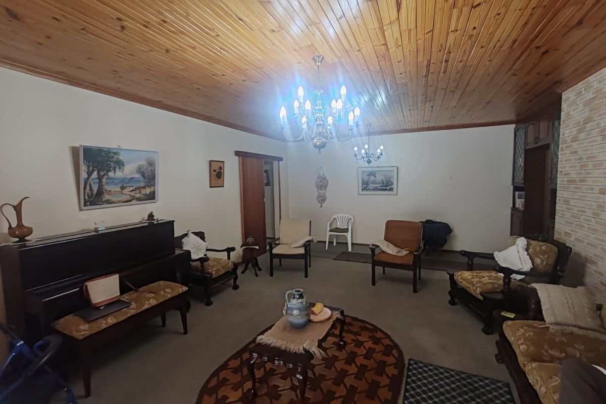 7 Bedroom Property in Despatch Central – Bussines  Opportunity!! - Photo 5