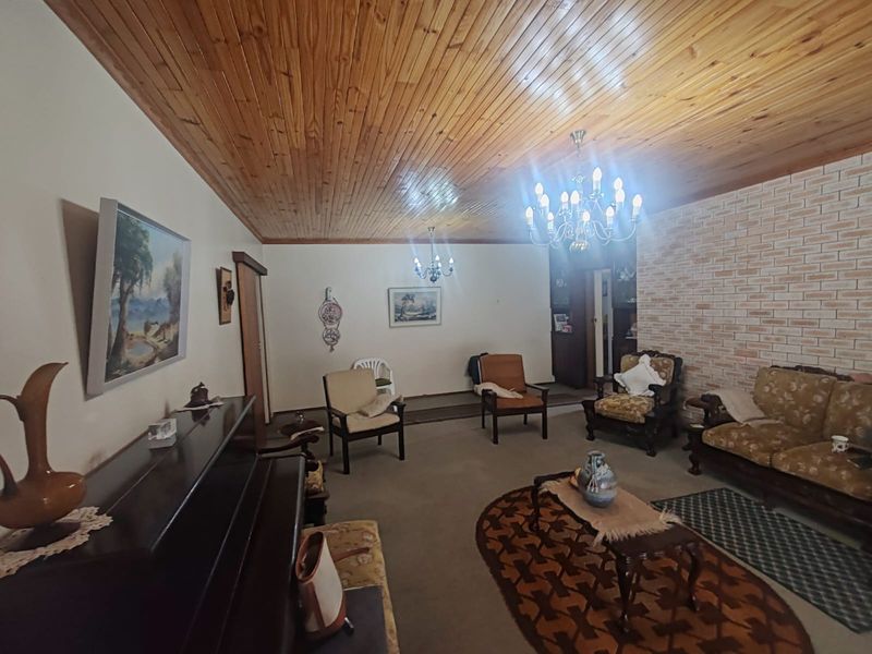 7 Bedroom Property in Despatch Central – Bussines  Opportunity!! - Photo 6