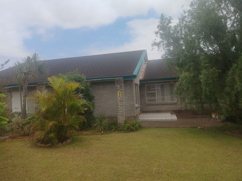 7 Bedroom Property in Despatch Central – Bussines  Opportunity!! - Photo 2