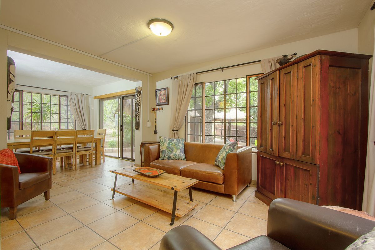 Beauty in the Bush - Photo 3