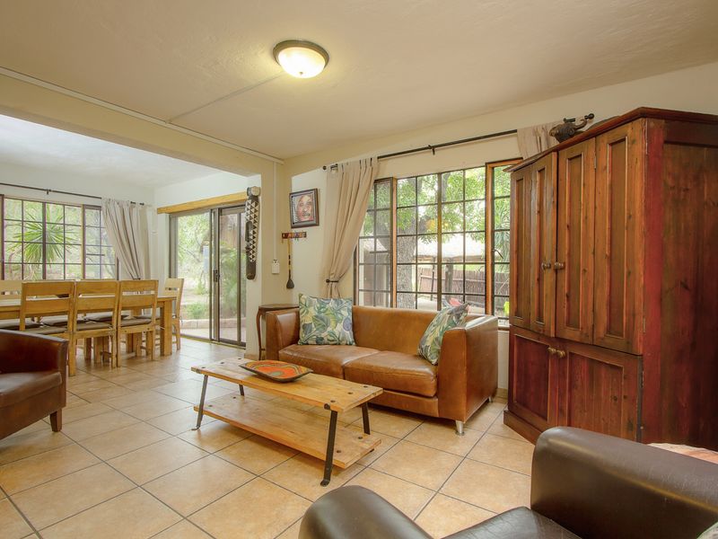 Beauty in the Bush - Photo 3