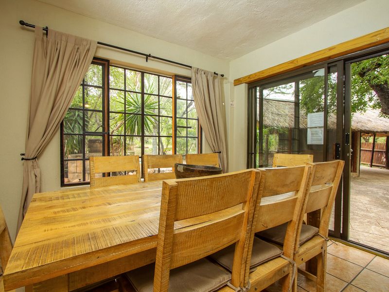 Beauty in the Bush - Photo 5