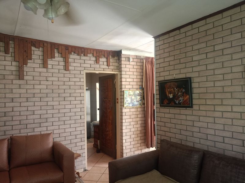 Freehold For Sale In Vereeniging - Photo 8