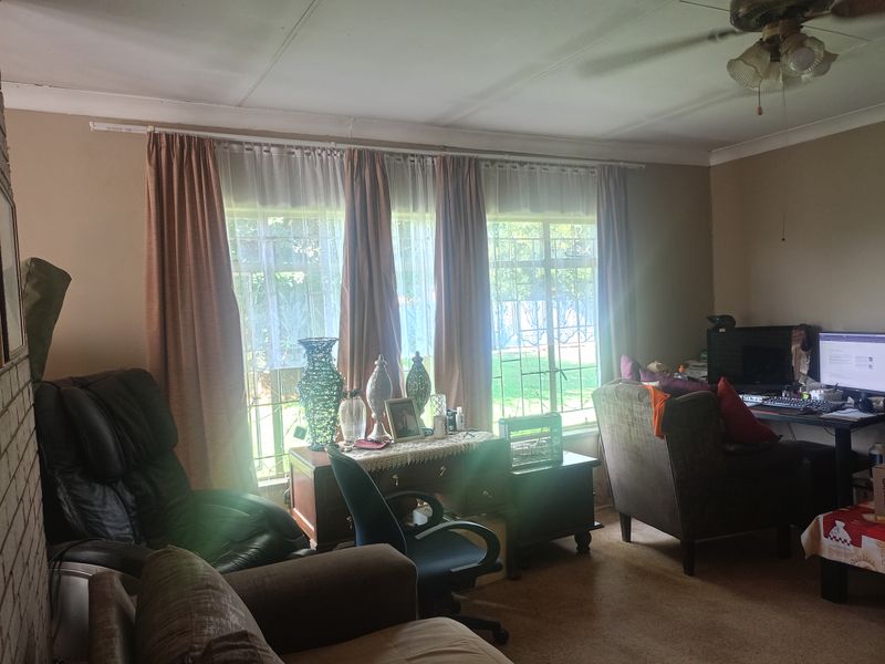 Freehold For Sale In Vereeniging - Photo 9