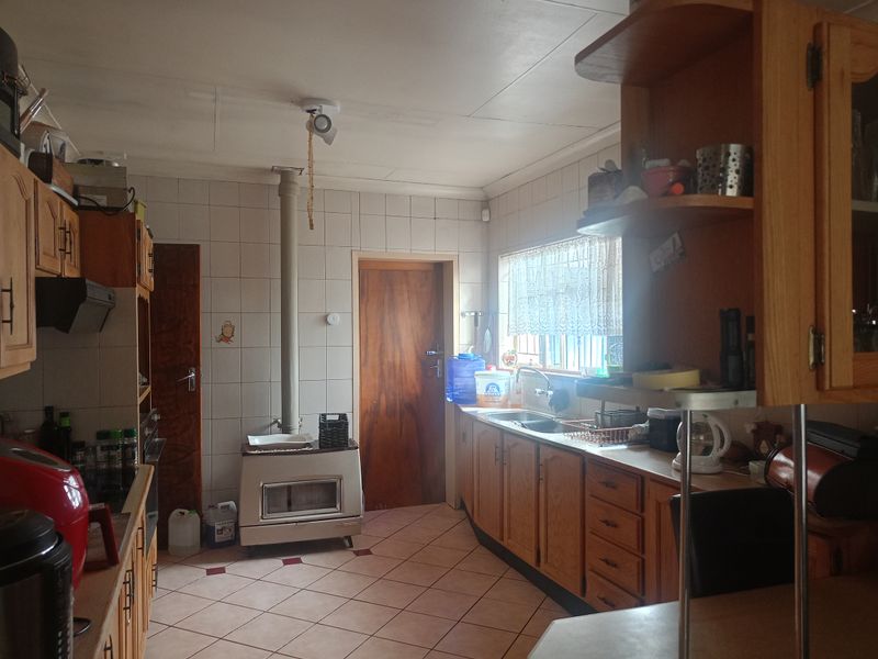 Freehold For Sale In Vereeniging - Photo 5