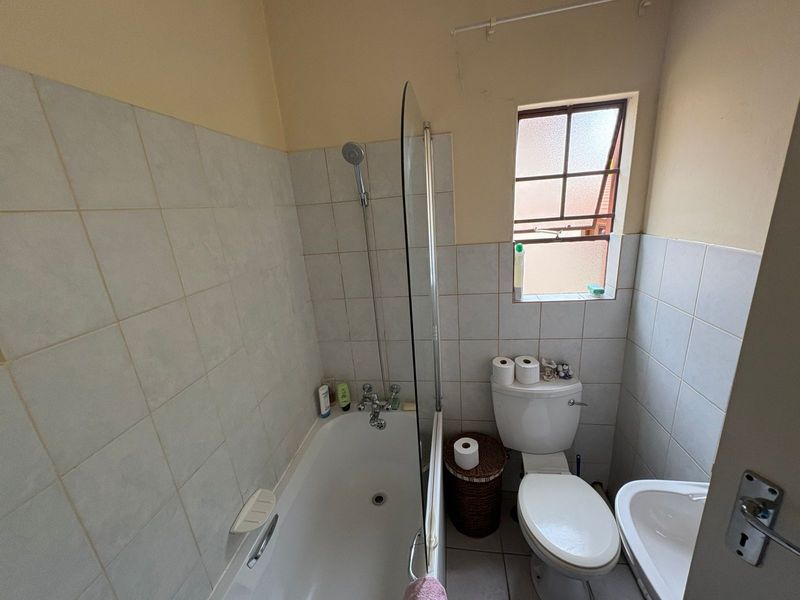 Neat.   Lock up and go. - Photo 10