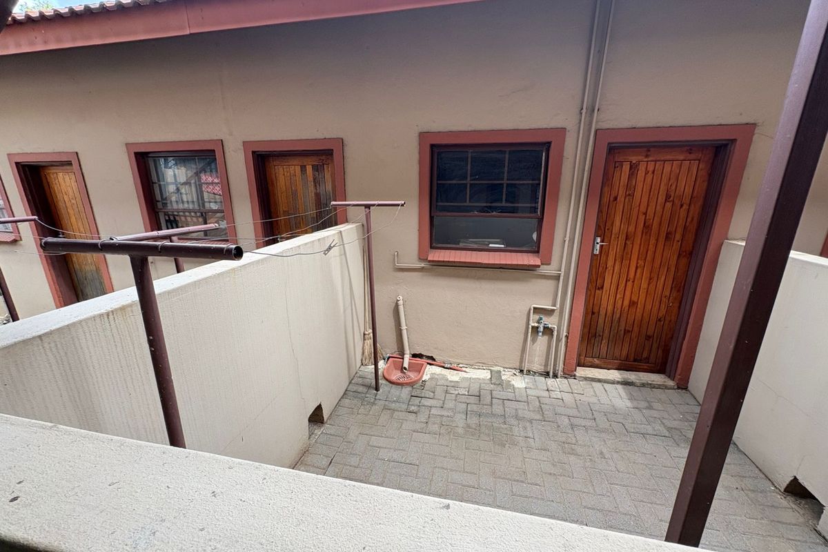 Neat.   Lock up and go. - Photo 2