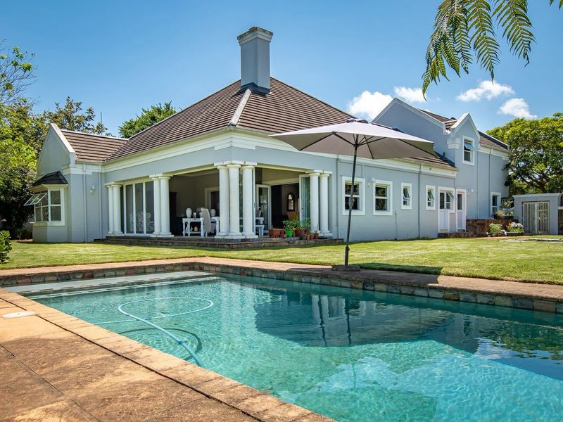 Large Home wth level land - Photo 3