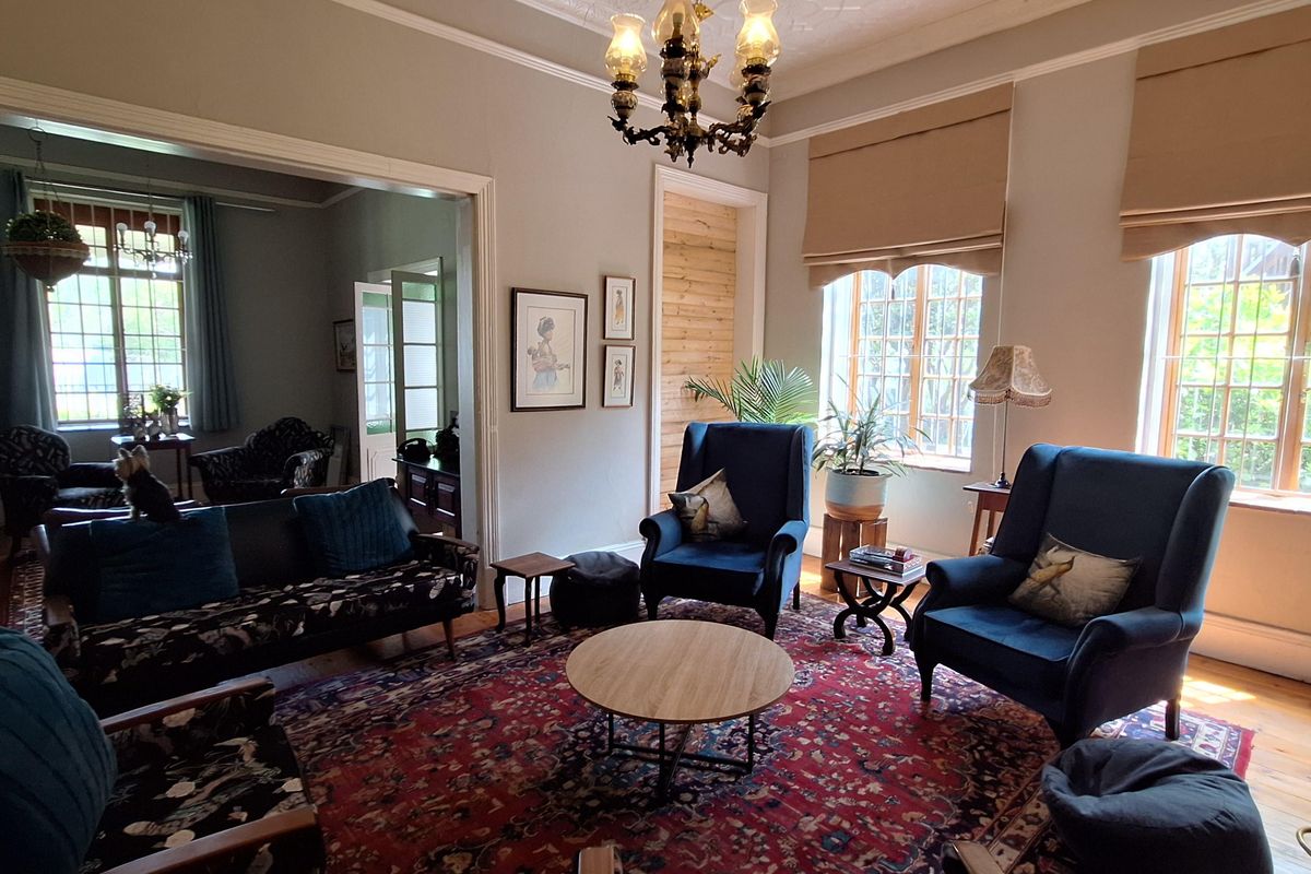 Spacious house for sale with wooden flat - Photo 4