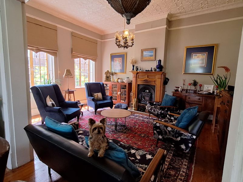 Spacious house for sale with wooden flat - Photo 3