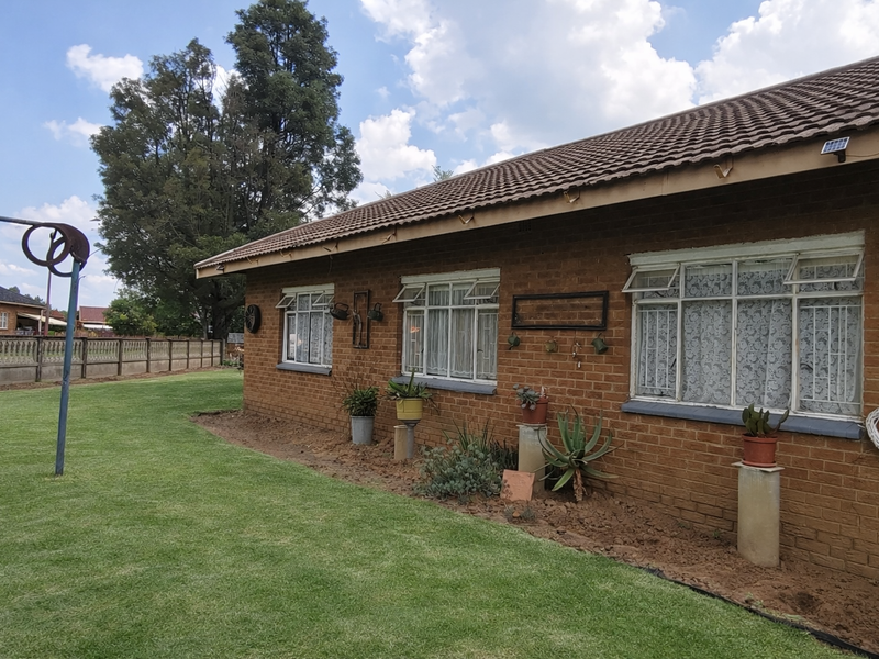 A dream location packed with Potential - Photo 3