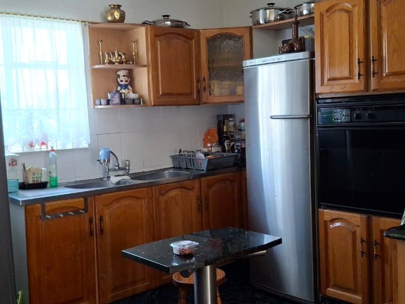 3 Bedroom House for Sale - Photo 8