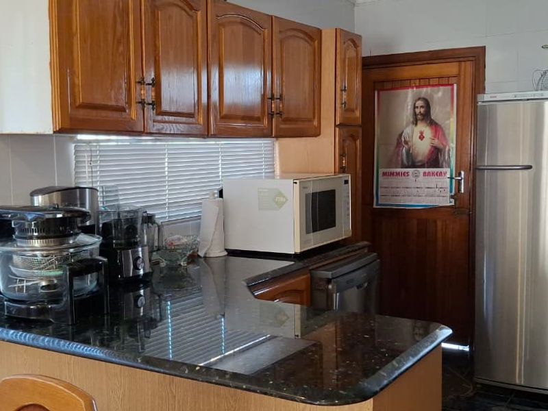 3 Bedroom House for Sale - Photo 7