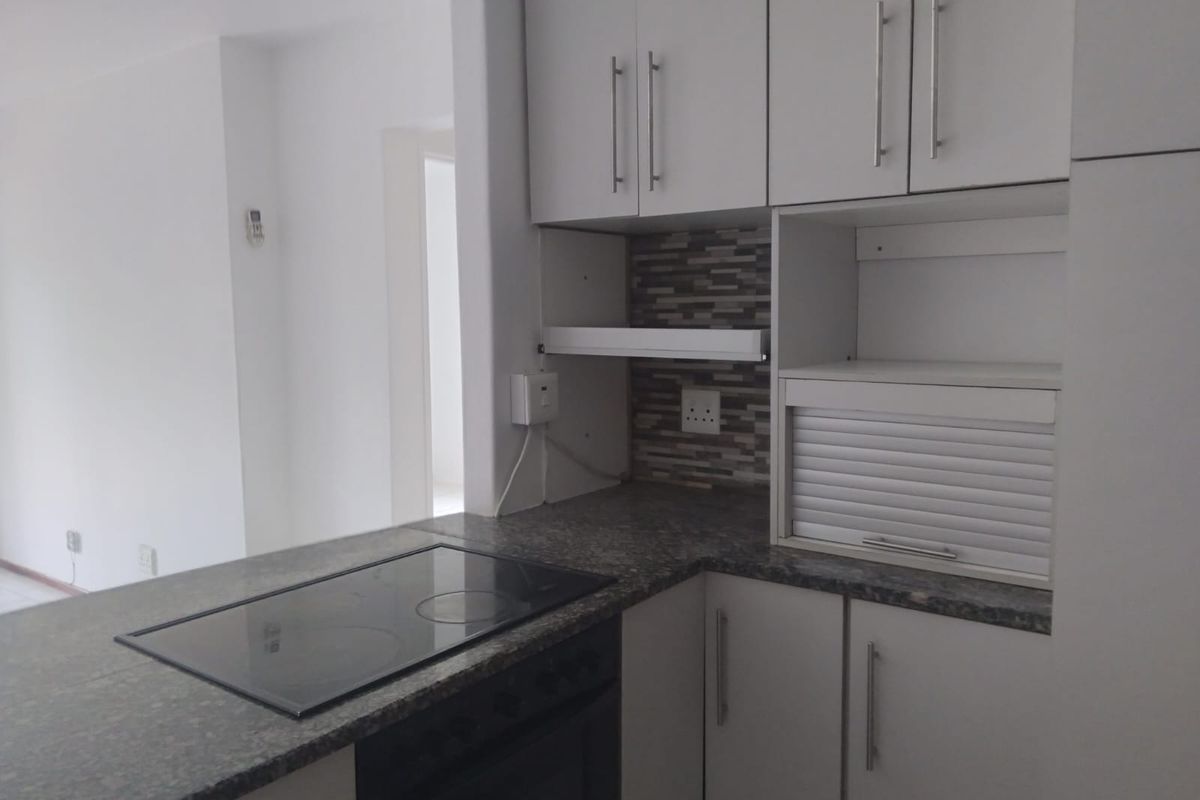 Cosmo living at its modern best for you - Photo 5