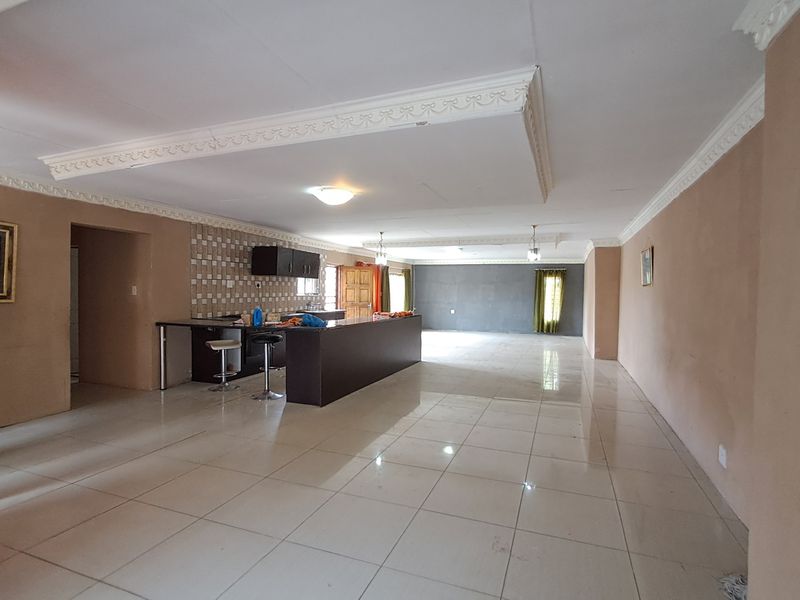 3 Bedroom house in Laversburg,Nigel,with Flatlet - Photo 4