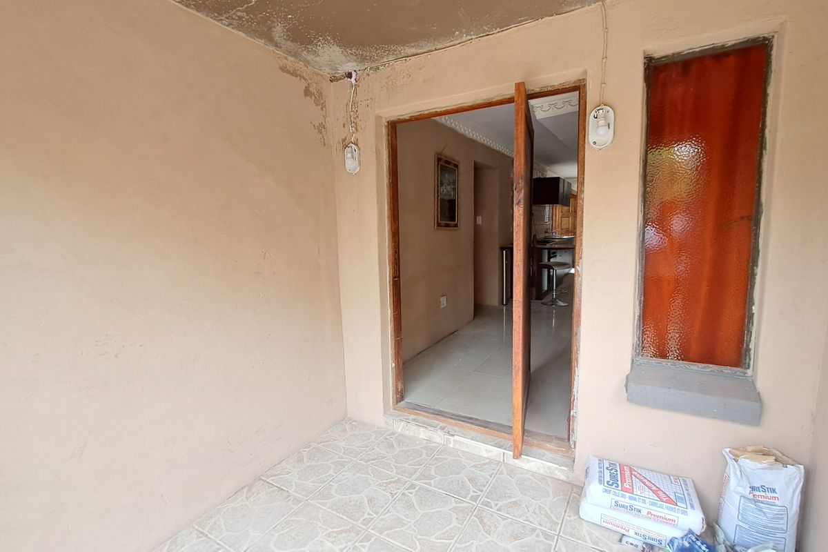 3 Bedroom house in Laversburg,Nigel,with Flatlet - Photo 3