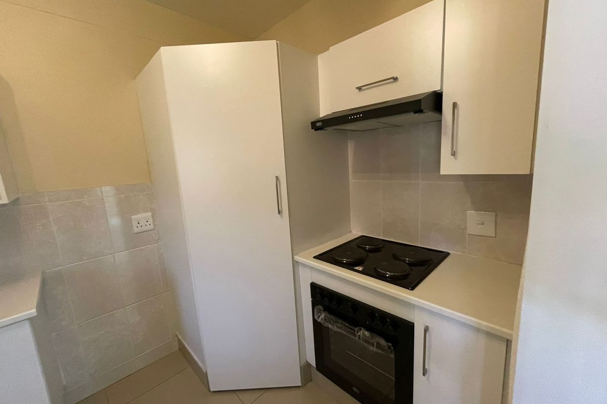 Stunning 2-bedroom apartment for sale in Vanderbijlpark CW 1 – modern living with great amenities! - Photo 5