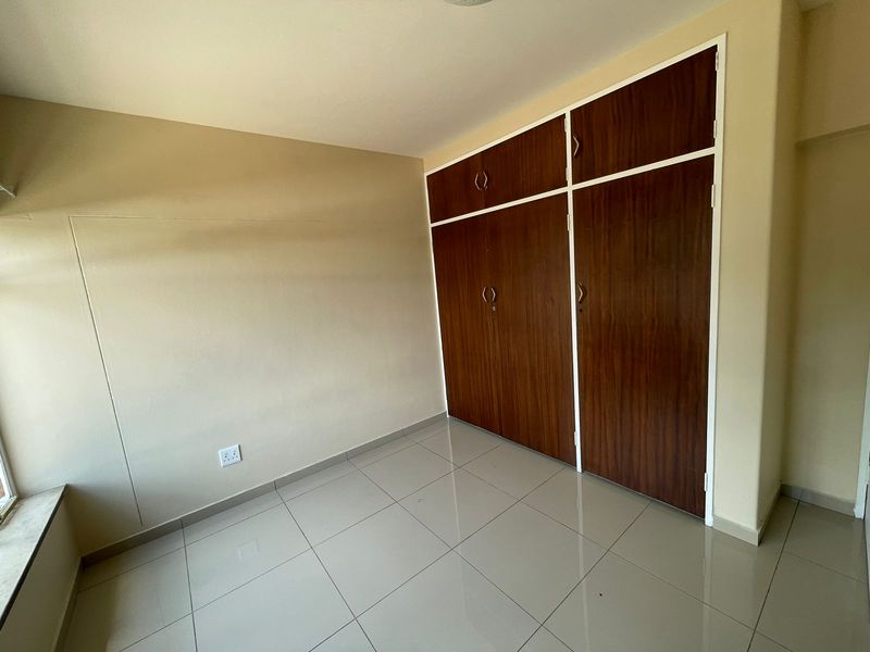 Stunning 2-bedroom apartment for sale in Vanderbijlpark CW 1 – modern living with great amenities! - Photo 10