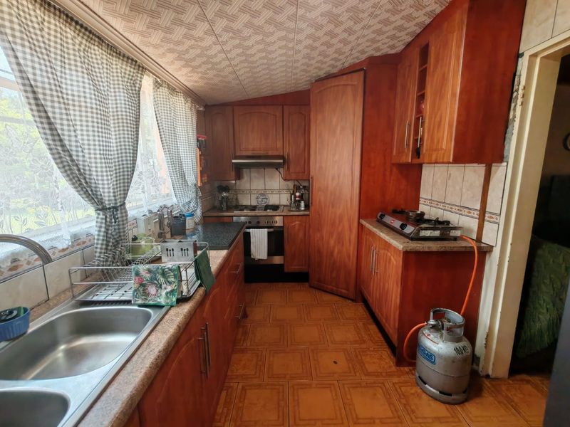 3 Bedroom House for Sale in Ext 12 - Photo 3