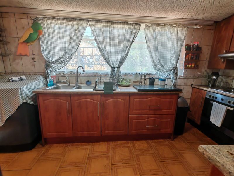 3 Bedroom House for Sale in Ext 12 - Photo 4