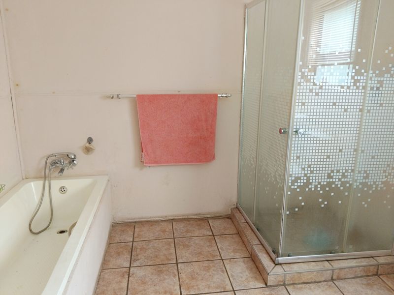 Nutec Three bedroom home! - Photo 9