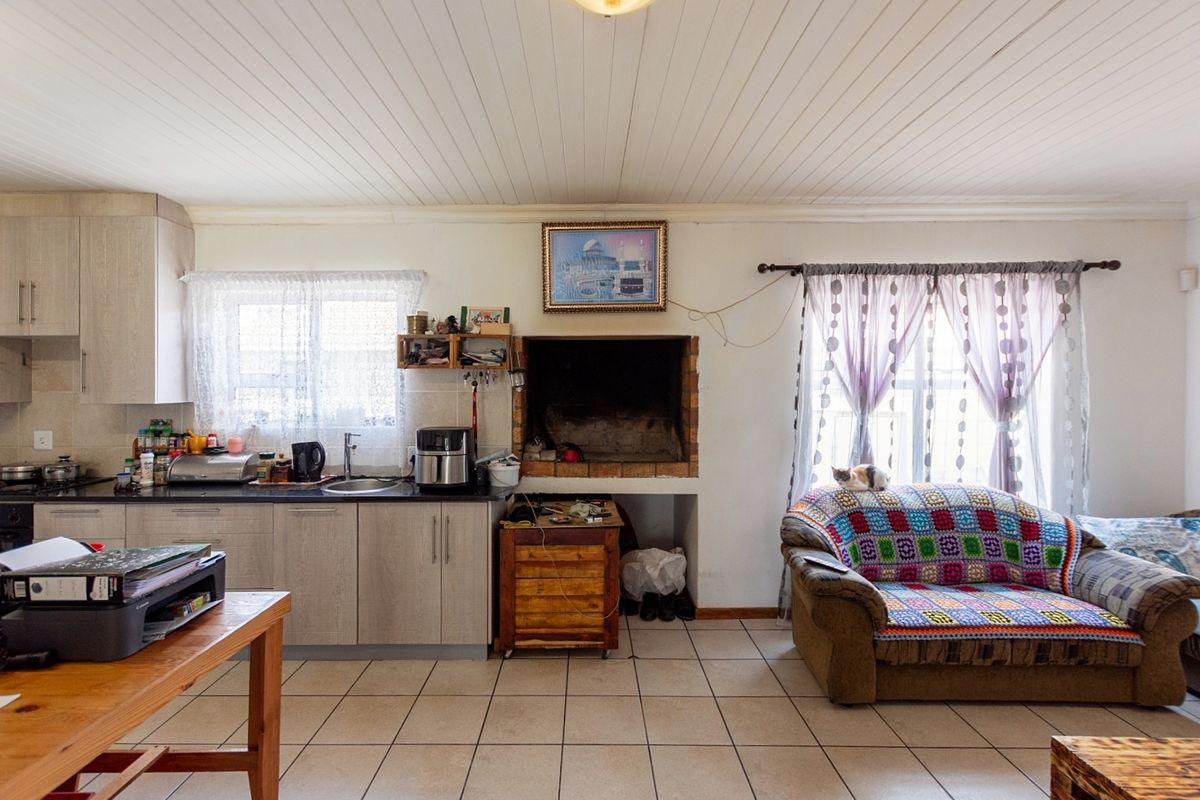 Seaside Serenity! Your Dream Coastal Home Just 100 Meters from the Beach! - Photo 4