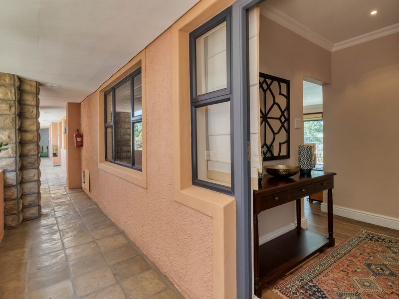 Prime Central Location Meets Resort-Style Living in Southey's Manor - Photo 3