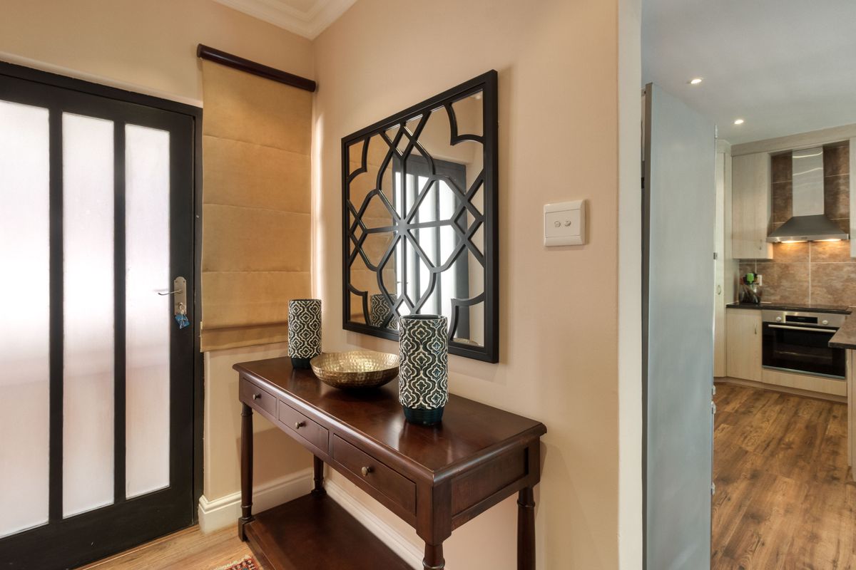 Prime Central Location Meets Resort-Style Living in Southey's Manor - Photo 4