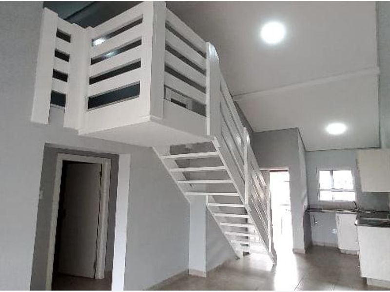 Chasedene - 2 Bedroom + Loft Area - Photo 6