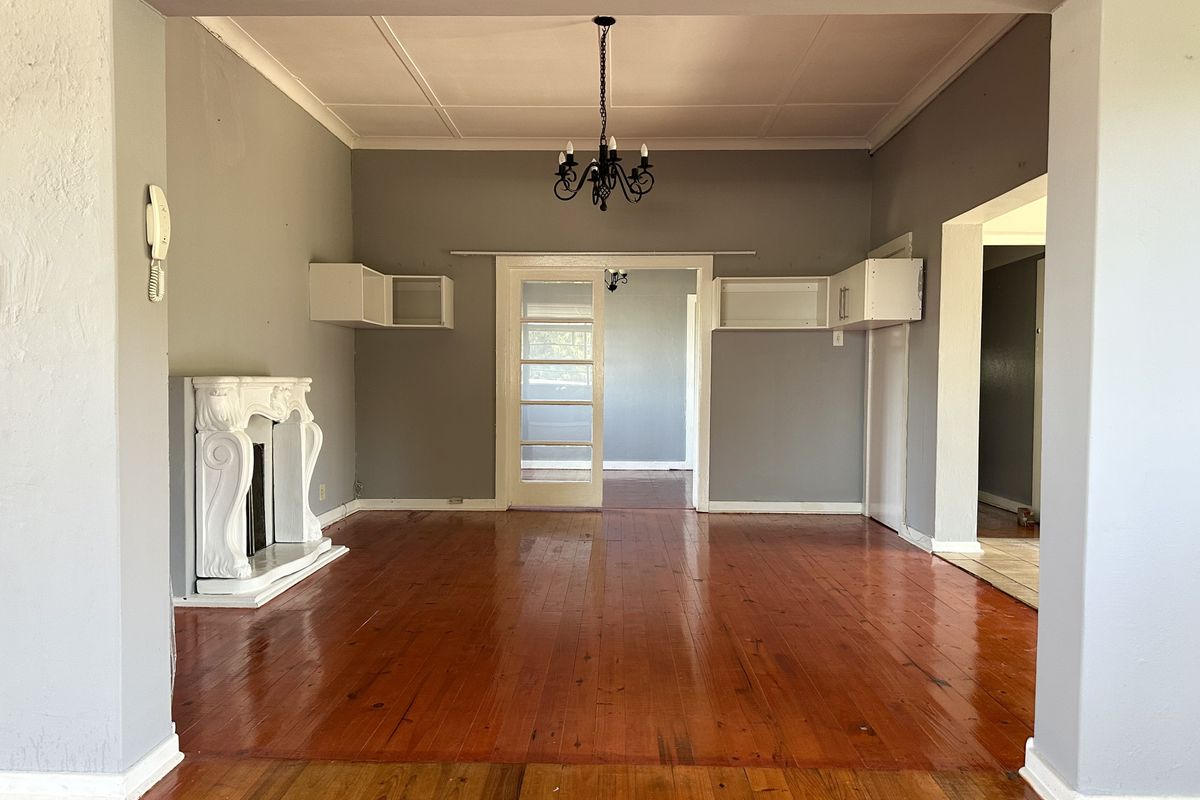 The Perfect Address For Work Or Home - Large, Well Maintained Property For Sale In Central, Mthatha - Photo 5