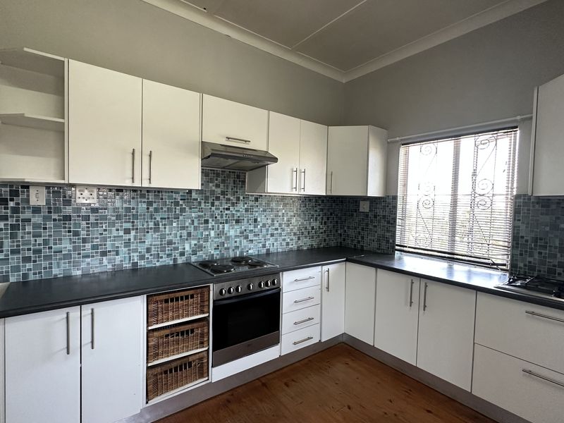 The Perfect Address For Work Or Home - Large, Well Maintained Property For Sale In Central, Mthatha - Photo 8