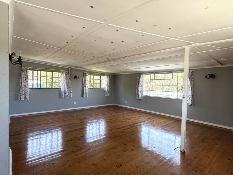 The Perfect Address For Work Or Home - Large, Well Maintained Property For Sale In Central, Mthatha - Photo 3